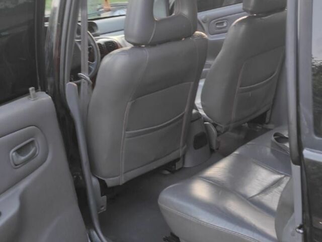 Черный Киа Джойс, объемом двигателя 2 л и пробегом 200 тыс. км за 2800 $, фото 12 на Automoto.ua