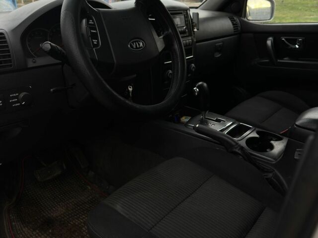 Серый Киа Джойс, объемом двигателя 2.5 л и пробегом 343 тыс. км за 5600 $, фото 5 на Automoto.ua