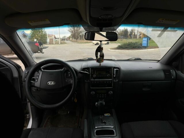 Серый Киа Джойс, объемом двигателя 2.5 л и пробегом 343 тыс. км за 5600 $, фото 6 на Automoto.ua