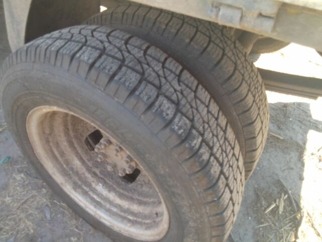 Червоний Кіа К2700, об'ємом двигуна 2.5 л та пробігом 250 тис. км за 2000 $, фото 5 на Automoto.ua