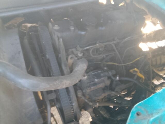 Червоний Кіа К2700, об'ємом двигуна 2.5 л та пробігом 250 тис. км за 2000 $, фото 3 на Automoto.ua