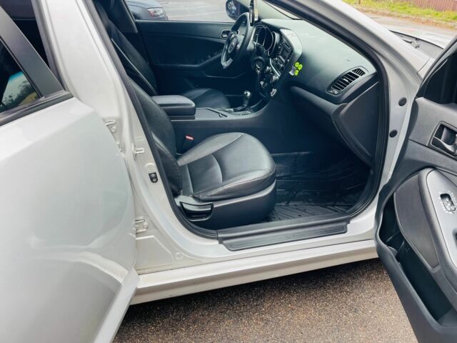 Сірий Кіа К2700, об'ємом двигуна 2 л та пробігом 299 тис. км за 6700 $, фото 4 на Automoto.ua