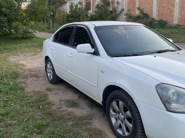 Киа Маджентис 2007 в Харькове на Automoto.ua Белый Киа Маджентис, объемом двигателя 2 л и пробегом 262 тыс. км за 5900 $, фото 2 на Automoto.ua