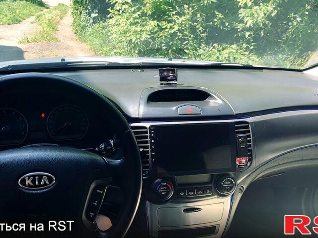 Белый Киа Маджентис, объемом двигателя 2 л и пробегом 300 тыс. км за 5000 $, фото 8 на Automoto.ua