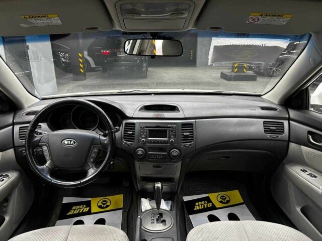 Білий Кіа Маджентіс, об'ємом двигуна 2 л та пробігом 163 тис. км за 6800 $, фото 13 на Automoto.ua