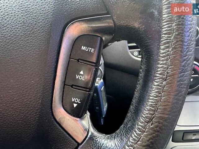 Белый Киа Маджентис, объемом двигателя 2 л и пробегом 208 тыс. км за 4390 $, фото 18 на Automoto.ua