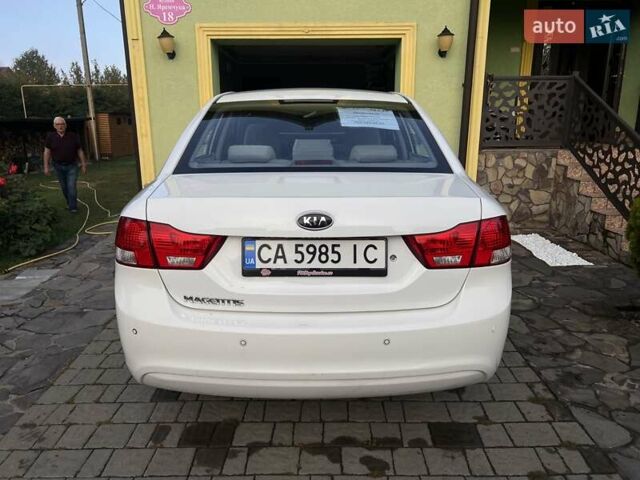 Белый Киа Маджентис, объемом двигателя 2 л и пробегом 162 тыс. км за 6700 $, фото 11 на Automoto.ua
