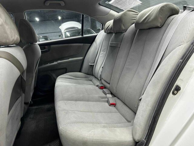 Білий Кіа Маджентіс, об'ємом двигуна 2 л та пробігом 163 тис. км за 6800 $, фото 12 на Automoto.ua