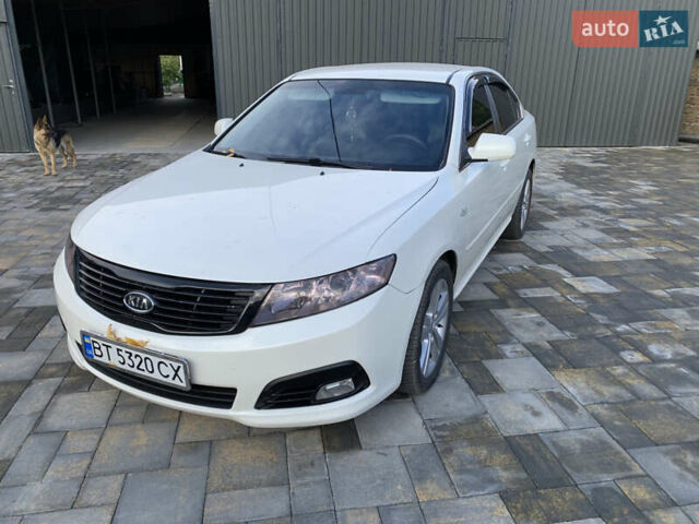 Киа Маджентис 2009 в Николаеве на Automoto.ua Белый Киа Маджентис, объемом двигателя 2 л и пробегом 227 тыс. км за 6500 $, фото 2 на Automoto.ua
