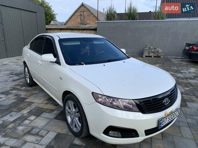 Киа Маджентис 2009 в Николаеве на Automoto.ua Белый Киа Маджентис, объемом двигателя 2 л и пробегом 227 тыс. км за 6500 $, фото 3 на Automoto.ua