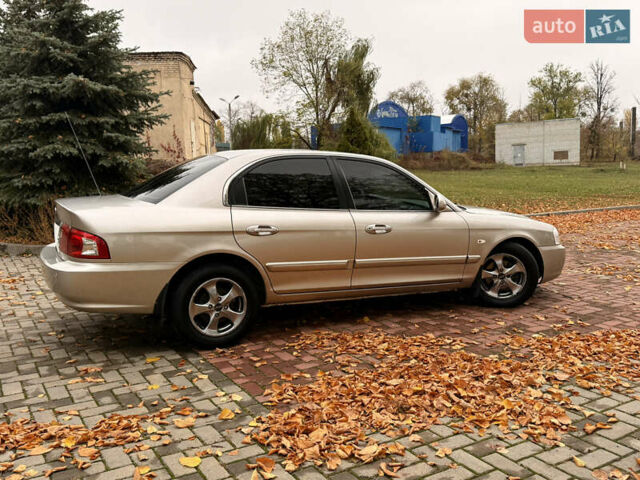 Бежевый Киа Маджентис, объемом двигателя 2 л и пробегом 165 тыс. км за 4300 $, фото 8 на Automoto.ua
