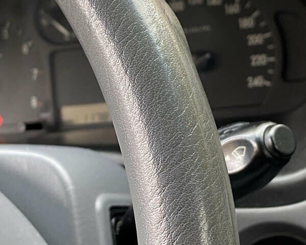 Чорний Кіа Маджентіс, об'ємом двигуна 2 л та пробігом 120 тис. км за 5800 $, фото 10 на Automoto.ua