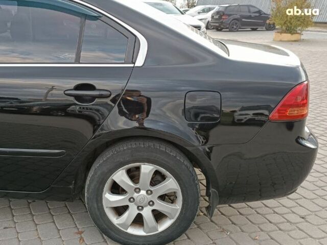 Кіа Маджентіс 2006 у Львові на Automoto.ua Чорний Кіа Маджентіс, об'ємом двигуна 2 л та пробігом 148 тис. км за 5450 $, фото 4 на Automoto.ua