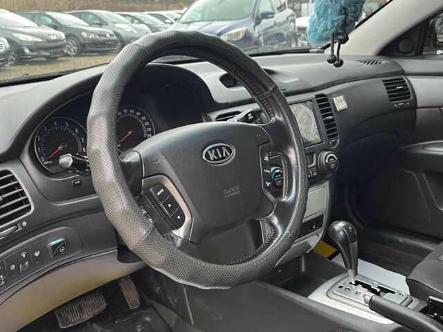 Черный Киа Маджентис, объемом двигателя 2.7 л и пробегом 219 тыс. км за 4600 $, фото 9 на Automoto.ua