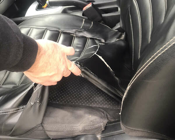 Кіа Маджентіс 2007 у Ромнах на Automoto.ua Чорний Кіа Маджентіс, об'ємом двигуна 2 л та пробігом 231 тис. км за 4900 $, фото 15 на Automoto.ua