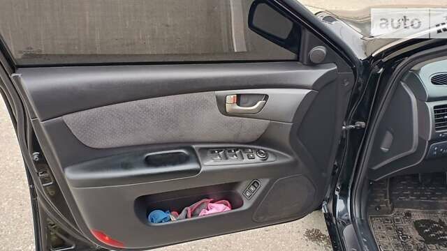 Киа Маджентис 2007 в Харькове на Automoto.ua Черный Киа Маджентис, объемом двигателя 2 л и пробегом 270 тыс. км за 5500 $, фото 13 на Automoto.ua