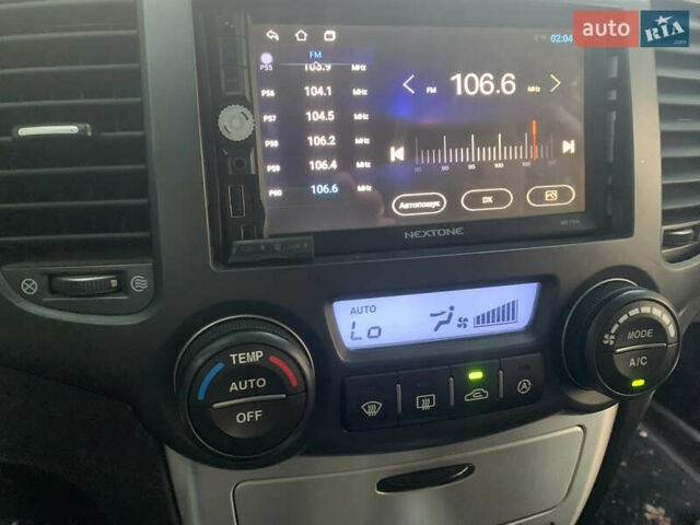 Черный Киа Маджентис, объемом двигателя 2 л и пробегом 272 тыс. км за 5300 $, фото 8 на Automoto.ua