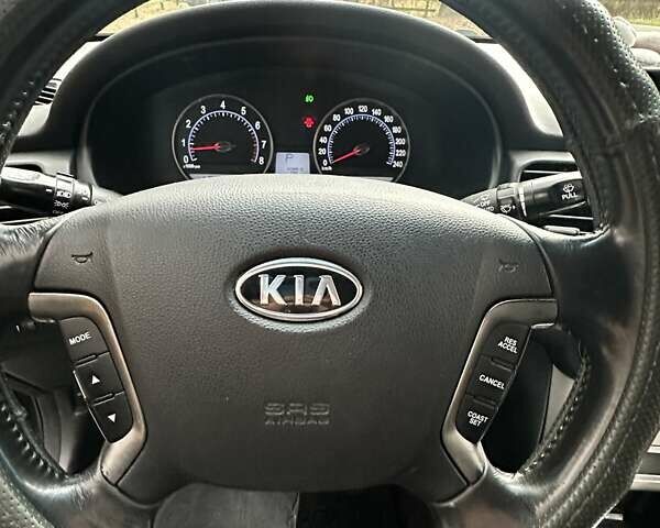 Чорний Кіа Маджентіс, об'ємом двигуна 2.66 л та пробігом 218 тис. км за 4600 $, фото 19 на Automoto.ua