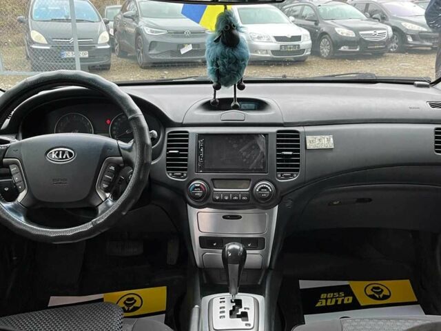 Черный Киа Маджентис, объемом двигателя 2.7 л и пробегом 219 тыс. км за 4600 $, фото 10 на Automoto.ua