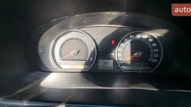 Черный Киа Маджентис, объемом двигателя 2 л и пробегом 180 тыс. км за 4900 $, фото 1 на Automoto.ua