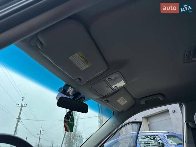 Чорний Кіа Маджентіс, об'ємом двигуна 2 л та пробігом 302 тис. км за 5800 $, фото 32 на Automoto.ua