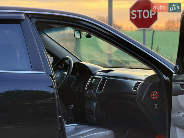 Черный Киа Маджентис, объемом двигателя 2 л и пробегом 305 тыс. км за 5400 $, фото 9 на Automoto.ua