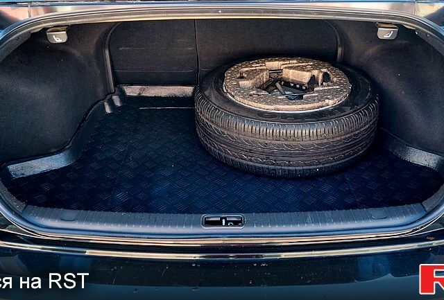 Черный Киа Маджентис, объемом двигателя 2 л и пробегом 208 тыс. км за 5700 $, фото 9 на Automoto.ua