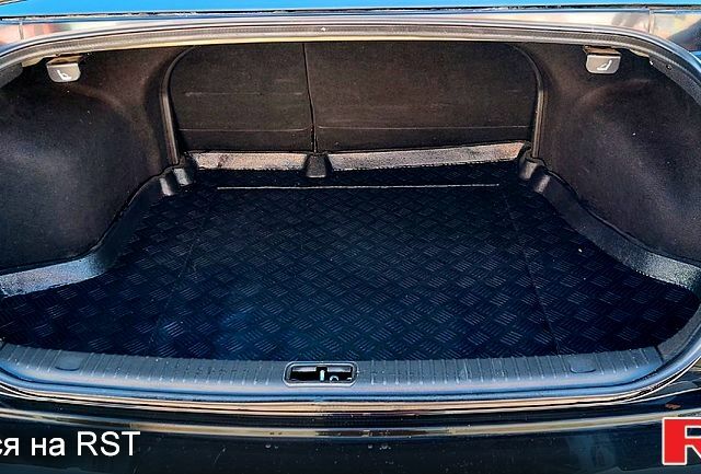 Черный Киа Маджентис, объемом двигателя 2 л и пробегом 208 тыс. км за 5700 $, фото 10 на Automoto.ua