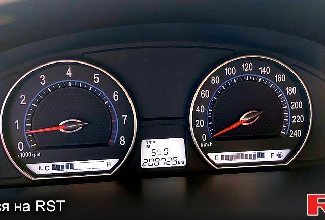 Черный Киа Маджентис, объемом двигателя 2 л и пробегом 208 тыс. км за 5700 $, фото 8 на Automoto.ua