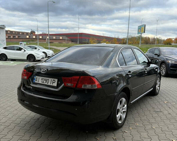 Черный Киа Маджентис, объемом двигателя 2 л и пробегом 350 тыс. км за 4650 $, фото 4 на Automoto.ua