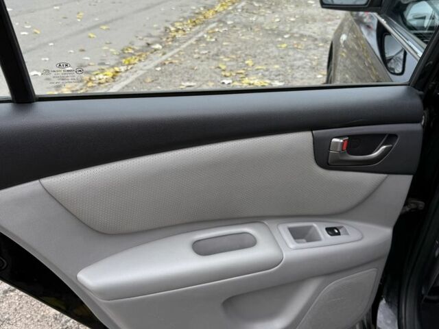 Черный Киа Маджентис, объемом двигателя 0 л и пробегом 125 тыс. км за 7500 $, фото 11 на Automoto.ua