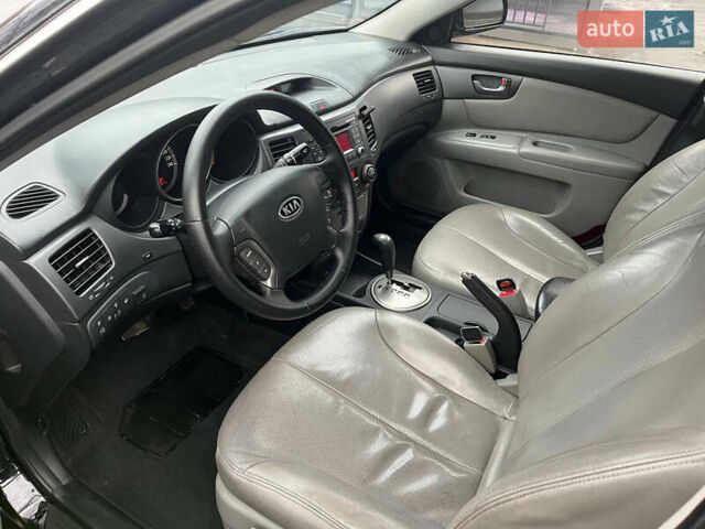 Чорний Кіа Маджентіс, об'ємом двигуна 2 л та пробігом 250 тис. км за 6999 $, фото 7 на Automoto.ua