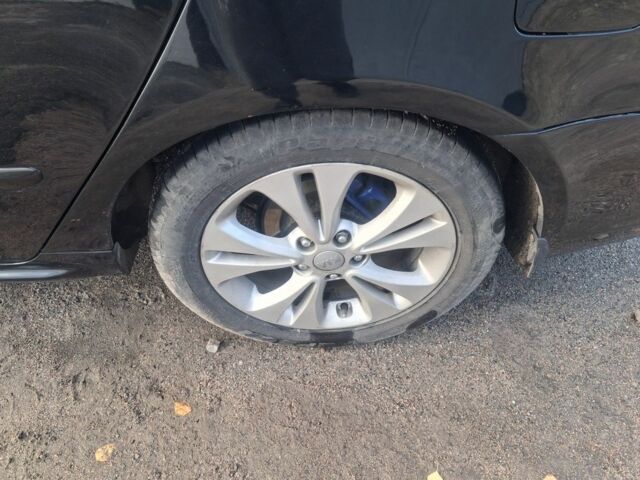 Чорний Кіа Маджентіс, об'ємом двигуна 2 л та пробігом 222 тис. км за 6500 $, фото 10 на Automoto.ua