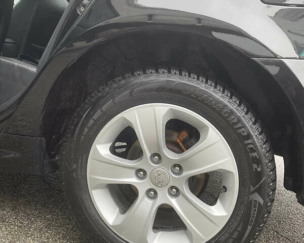 Чорний Кіа Маджентіс, об'ємом двигуна 2 л та пробігом 213 тис. км за 6700 $, фото 9 на Automoto.ua