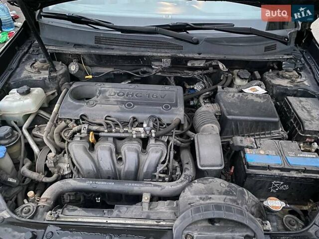 Черный Киа Маджентис, объемом двигателя 2 л и пробегом 208 тыс. км за 6400 $, фото 37 на Automoto.ua