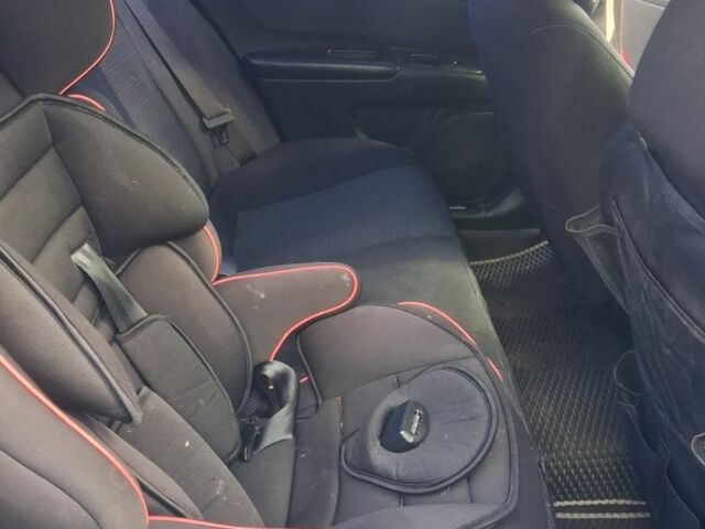 Чорний Кіа Маджентіс, об'ємом двигуна 2 л та пробігом 222 тис. км за 6500 $, фото 15 на Automoto.ua