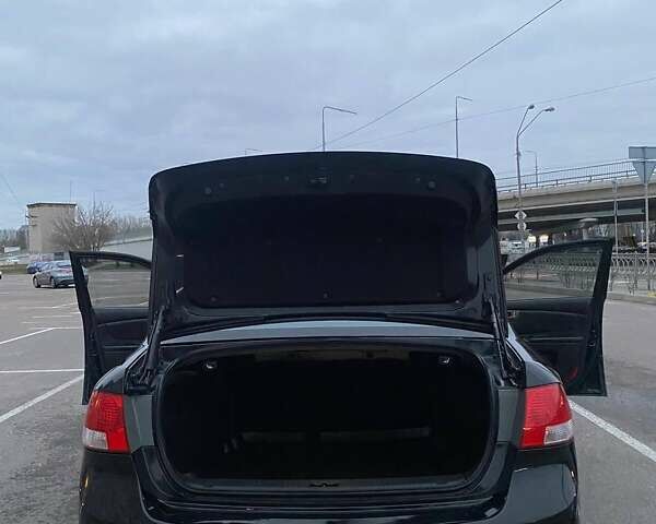 Черный Киа Маджентис, объемом двигателя 2 л и пробегом 208 тыс. км за 6400 $, фото 32 на Automoto.ua