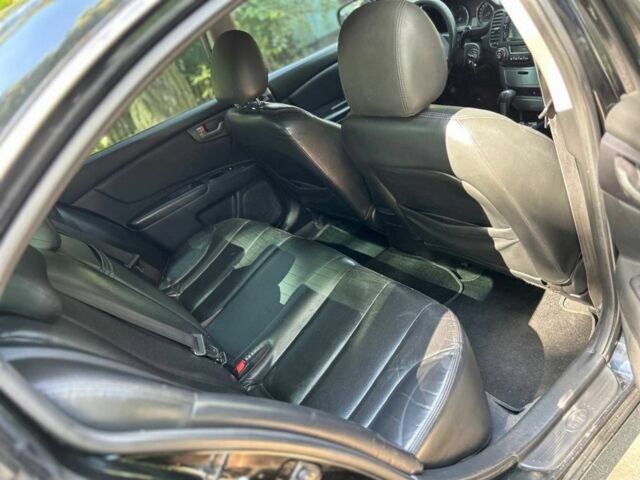 Чорний Кіа Маджентіс, об'ємом двигуна 2 л та пробігом 3 тис. км за 5500 $, фото 6 на Automoto.ua