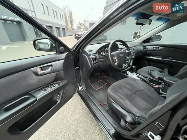 Черный Киа Маджентис, объемом двигателя 2.66 л и пробегом 254 тыс. км за 4300 $, фото 10 на Automoto.ua