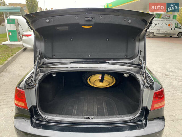 Черный Киа Маджентис, объемом двигателя 2 л и пробегом 239 тыс. км за 5200 $, фото 7 на Automoto.ua