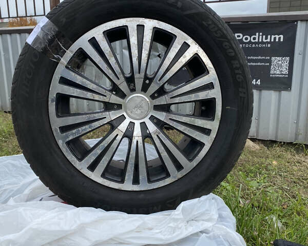 Черный Киа Маджентис, объемом двигателя 2 л и пробегом 239 тыс. км за 5200 $, фото 14 на Automoto.ua