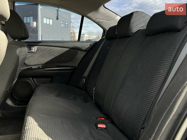 Чорний Кіа Маджентіс, об'ємом двигуна 2 л та пробігом 174 тис. км за 4800 $, фото 15 на Automoto.ua