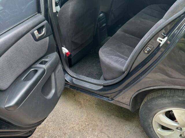 Черный Киа Маджентис, объемом двигателя 2 л и пробегом 300 тыс. км за 4501 $, фото 2 на Automoto.ua