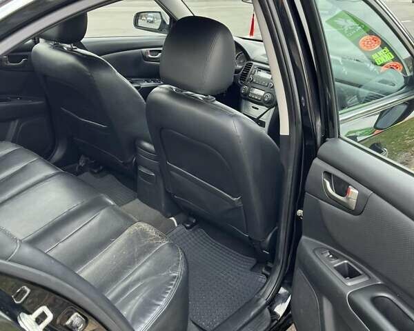 Чорний Кіа Маджентіс, об'ємом двигуна 2.7 л та пробігом 280 тис. км за 6500 $, фото 12 на Automoto.ua