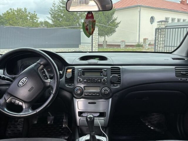 Кіа Маджентіс 2008 у Підволочиськ на Automoto.ua Чорний Кіа Маджентіс, об'ємом двигуна 2 л та пробігом 320 тис. км за 5550 $, фото 6 на Automoto.ua