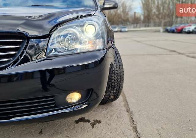 Чорний Кіа Маджентіс, об'ємом двигуна 2 л та пробігом 335 тис. км за 6500 $, фото 8 на Automoto.ua