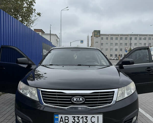 Чорний Кіа Маджентіс, об'ємом двигуна 2 л та пробігом 170 тис. км за 6300 $, фото 5 на Automoto.ua