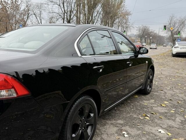 Черный Киа Маджентис, объемом двигателя 0 л и пробегом 125 тыс. км за 7500 $, фото 6 на Automoto.ua