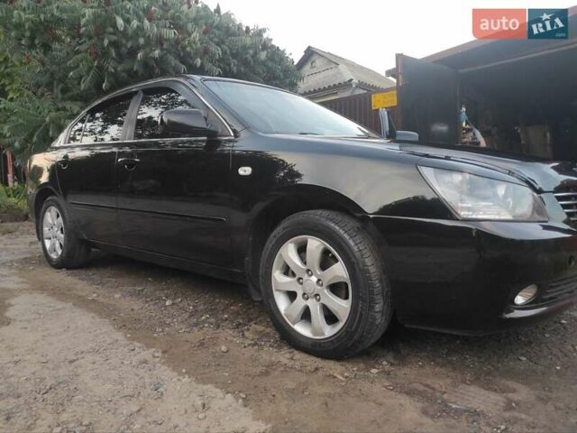 Черный Киа Маджентис, объемом двигателя 2 л и пробегом 228 тыс. км за 5500 $, фото 4 на Automoto.ua