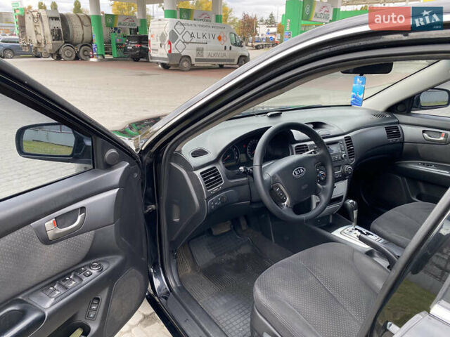 Черный Киа Маджентис, объемом двигателя 2 л и пробегом 239 тыс. км за 5200 $, фото 6 на Automoto.ua